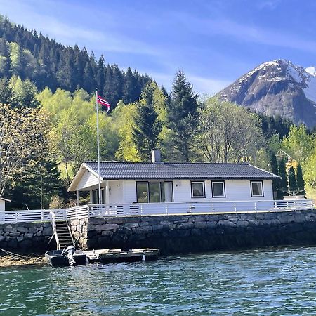 Der Fjordtraum In Balestrand Direkt Am Wasser别墅 外观 照片