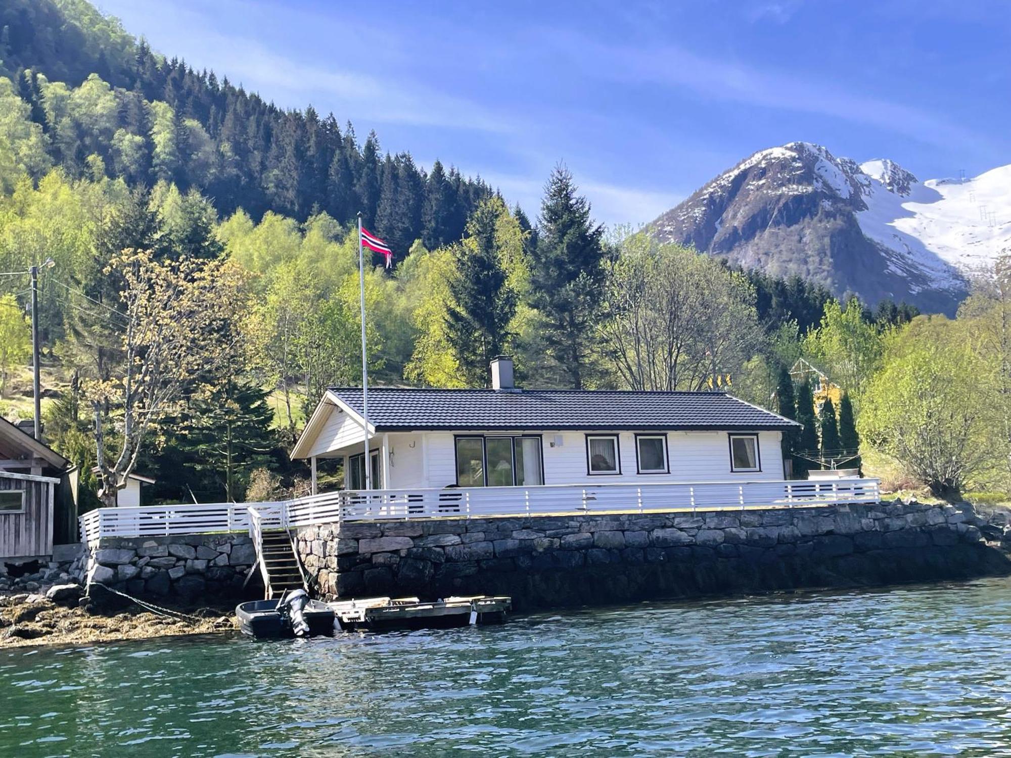 Der Fjordtraum In Balestrand Direkt Am Wasser 外观 照片