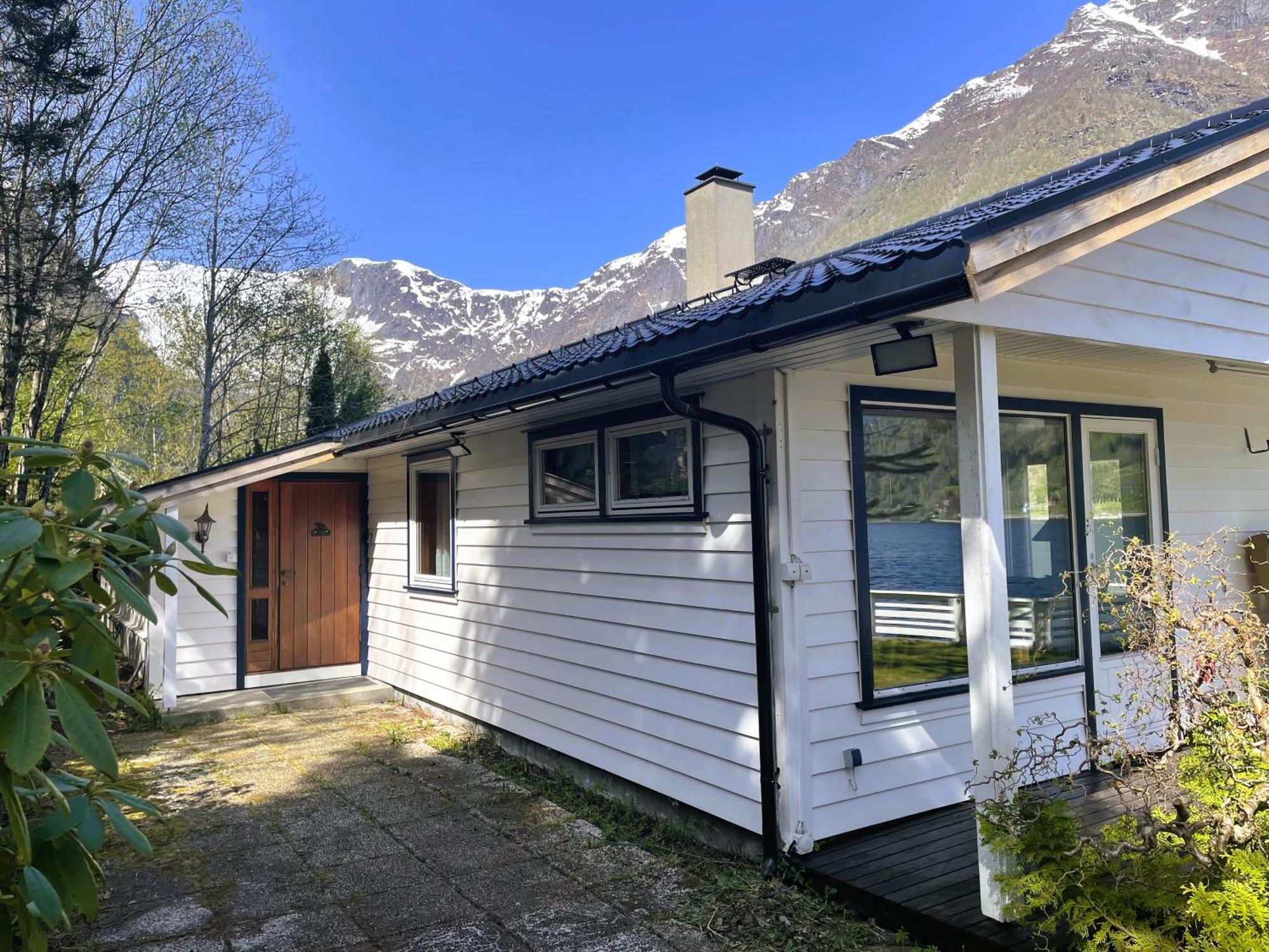 Der Fjordtraum In Balestrand Direkt Am Wasser 外观 照片