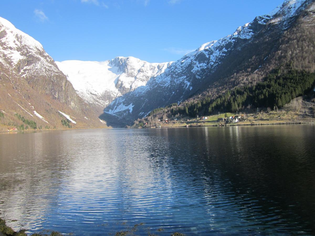 Der Fjordtraum In Balestrand Direkt Am Wasser 外观 照片