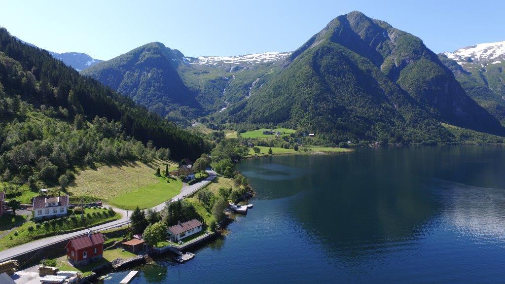 Der Fjordtraum In Balestrand Direkt Am Wasser 外观 照片